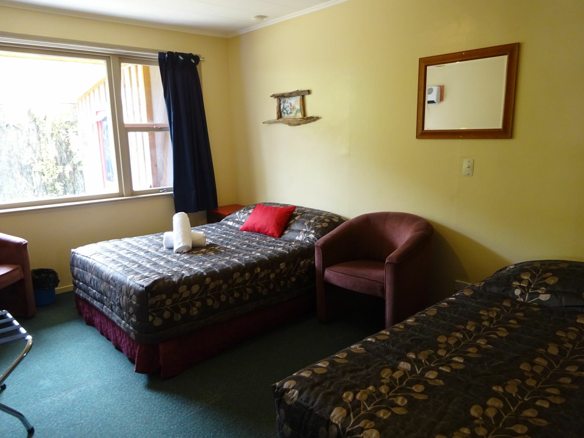 โกลว์ วอร์ม แอคคอมมอเดชั่น Hostel ฟรานซ์โจเซฟ ภายนอก รูปภาพ